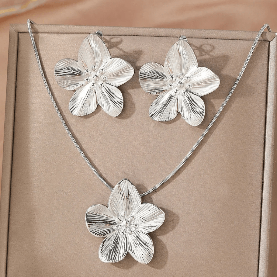 Carolme Golden Grace Set Silver Set